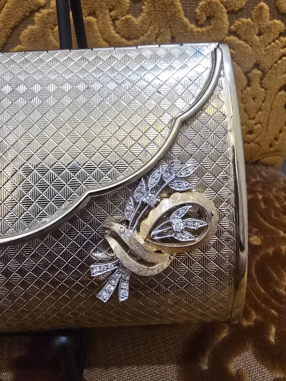 Vintage Gold Metallic Scalloped Evening Clutch with Floral Accent